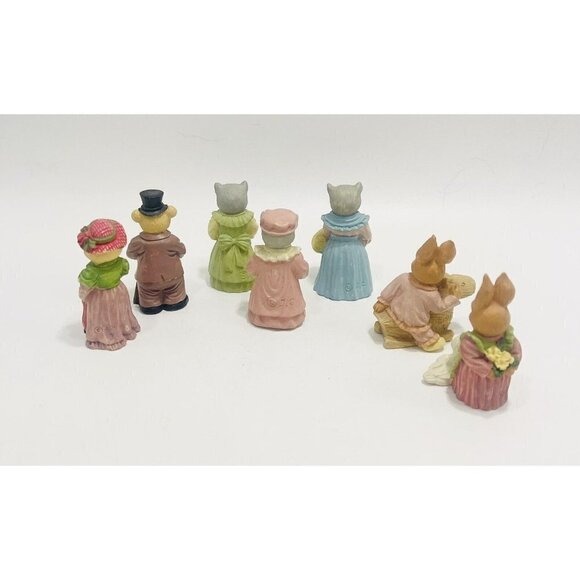 Lot of 9 Vintage J.C. Figurines Cats Bears Rabbits Resin Signed 1991 Bunny JC - Picture 8 of 9